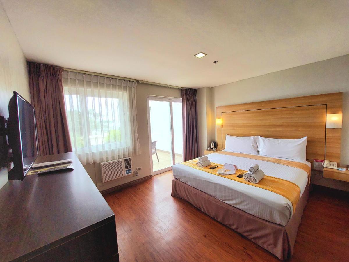 Tagaytay Hotel Sixb Tagaytay City Exterior foto